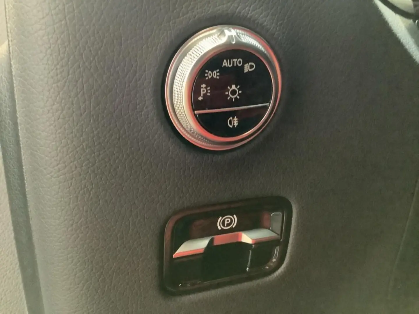 GLC 220 d 4M AMG/NIGHT/19''/LED/AHK/DISTRONIC/