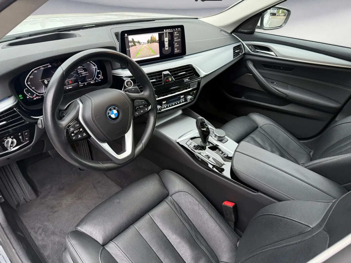 545e xDrive Laserlicht Head-Up Glasdach AHK Harm