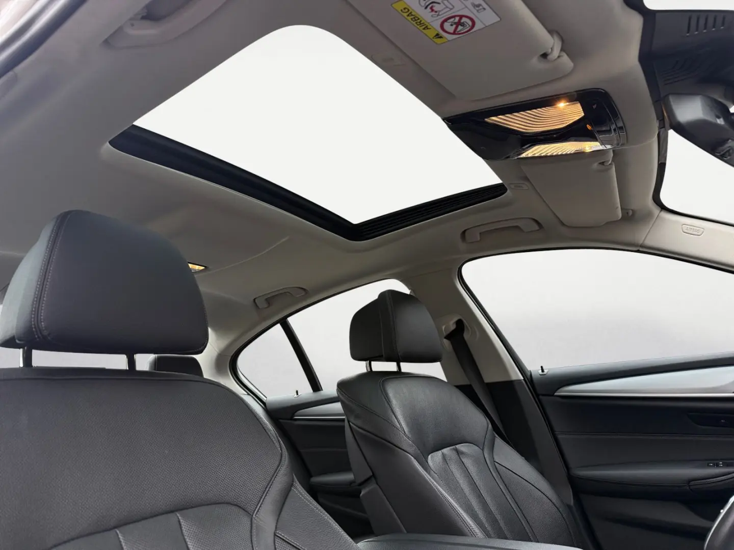 545e xDrive Laserlicht Head-Up Glasdach AHK Harm
