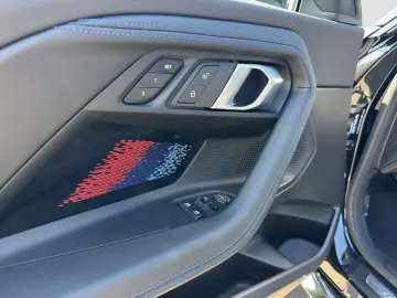 220i Coupé (M-Sport Navi LED ACC HiFi Memory)