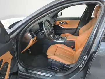 320i M Sport Automatik Innovationsp. Sport Aut.