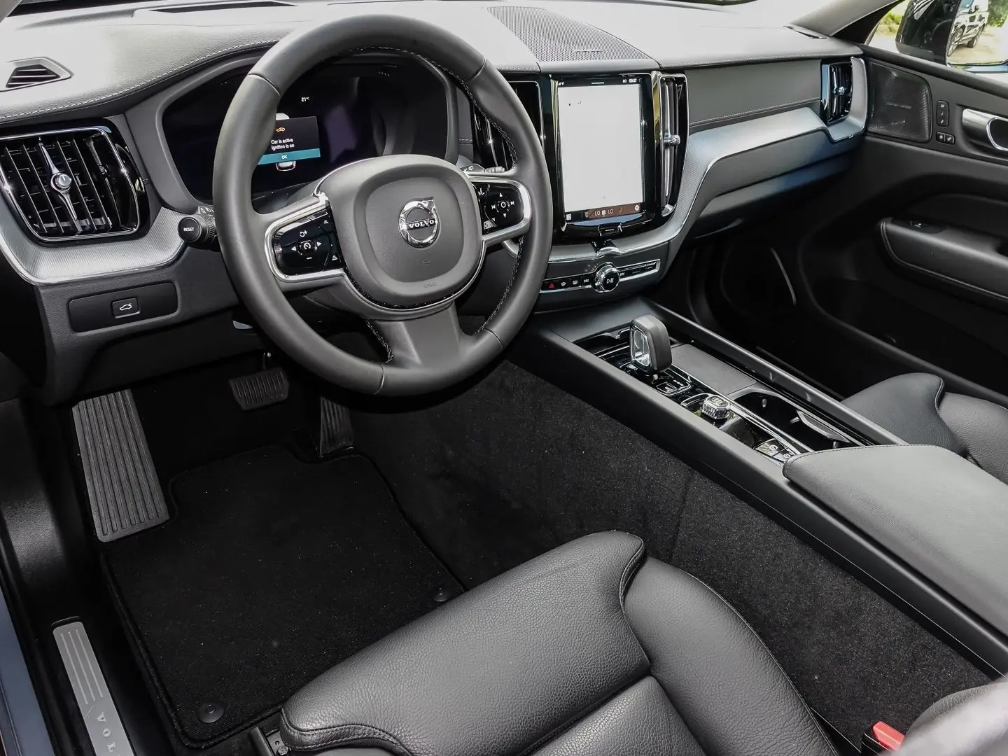 XC60 Ultimate Dark 2WD B4 Diesel EU6d HUD AD
