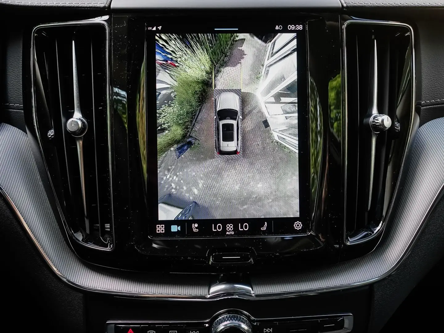 XC60 Ultimate Dark 2WD B4 Diesel EU6d HUD AD