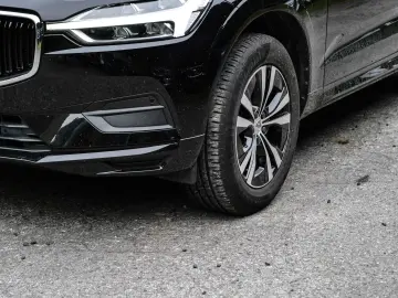 XC60 Momentum Pro 2WD D4 EU6d-T AHK Navi Leder D