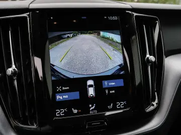 XC60 Momentum Pro 2WD D4 EU6d-T AHK Navi Leder D