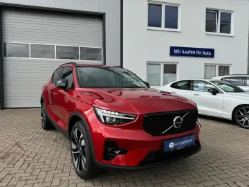 XC40 B4 Ultra Dark Pano inkl. Winterräder