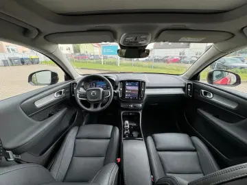 XC40 B4 Ultra Dark Pano inkl. Winterräder