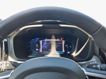 XC60 B4 B Plus Dark