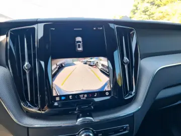 XC60 B4 B Plus Dark