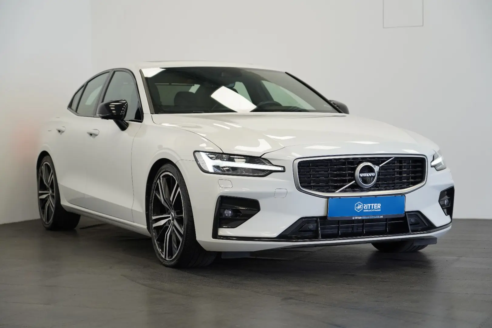 S60 Lim. T4 R-Design*HUD*PANO*StdHzg*360°K.*LED*