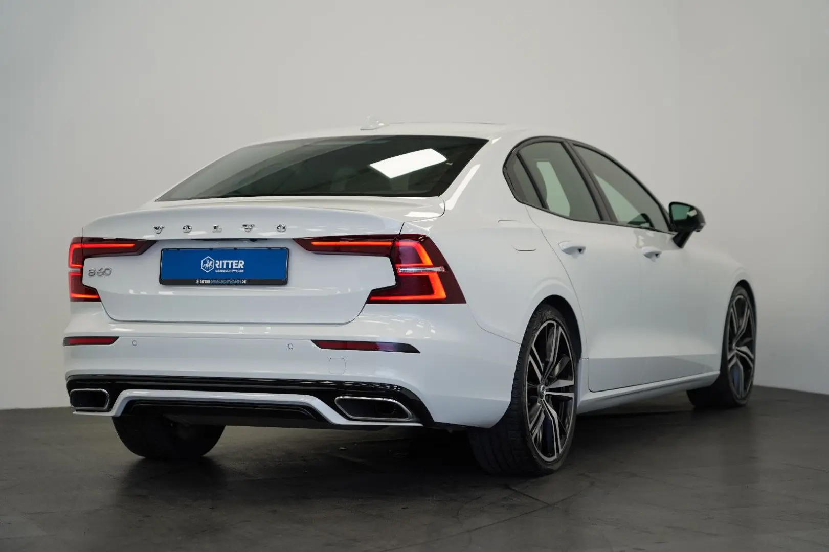 S60 Lim. T4 R-Design*HUD*PANO*StdHzg*360°K.*LED*