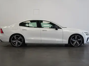 S60 Lim. T4 R-Design*HUD*PANO*StdHzg*360°K.*LED*