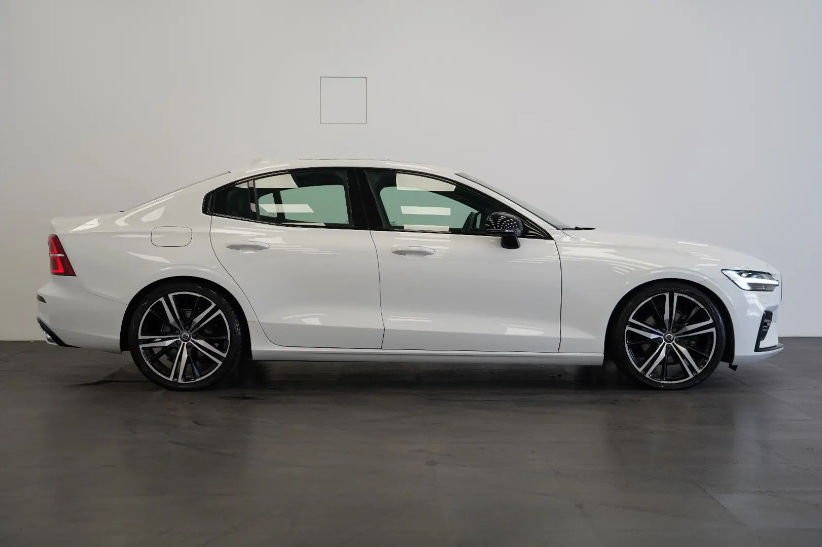 S60 Lim. T4 R-Design*HUD*PANO*StdHzg*360°K.*LED*
