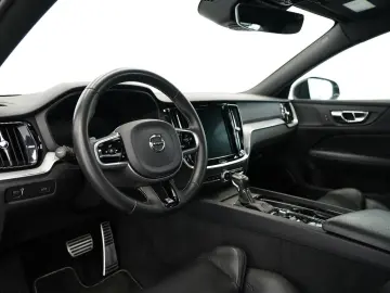 S60 Lim. T4 R-Design*HUD*PANO*StdHzg*360°K.*LED*