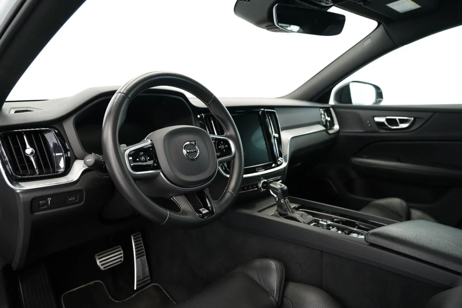 S60 Lim. T4 R-Design*HUD*PANO*StdHzg*360°K.*LED*