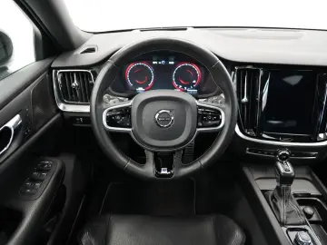 S60 Lim. T4 R-Design*HUD*PANO*StdHzg*360°K.*LED*