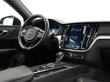 S60 Lim. T4 R-Design*HUD*PANO*StdHzg*360°K.*LED*