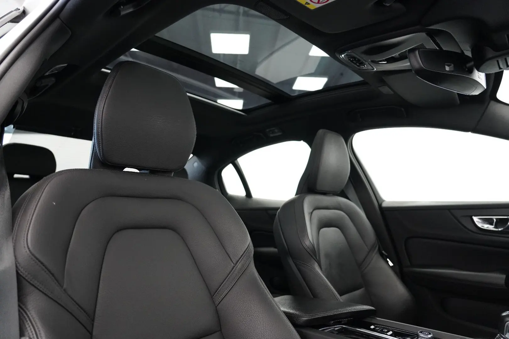 S60 Lim. T4 R-Design*HUD*PANO*StdHzg*360°K.*LED*