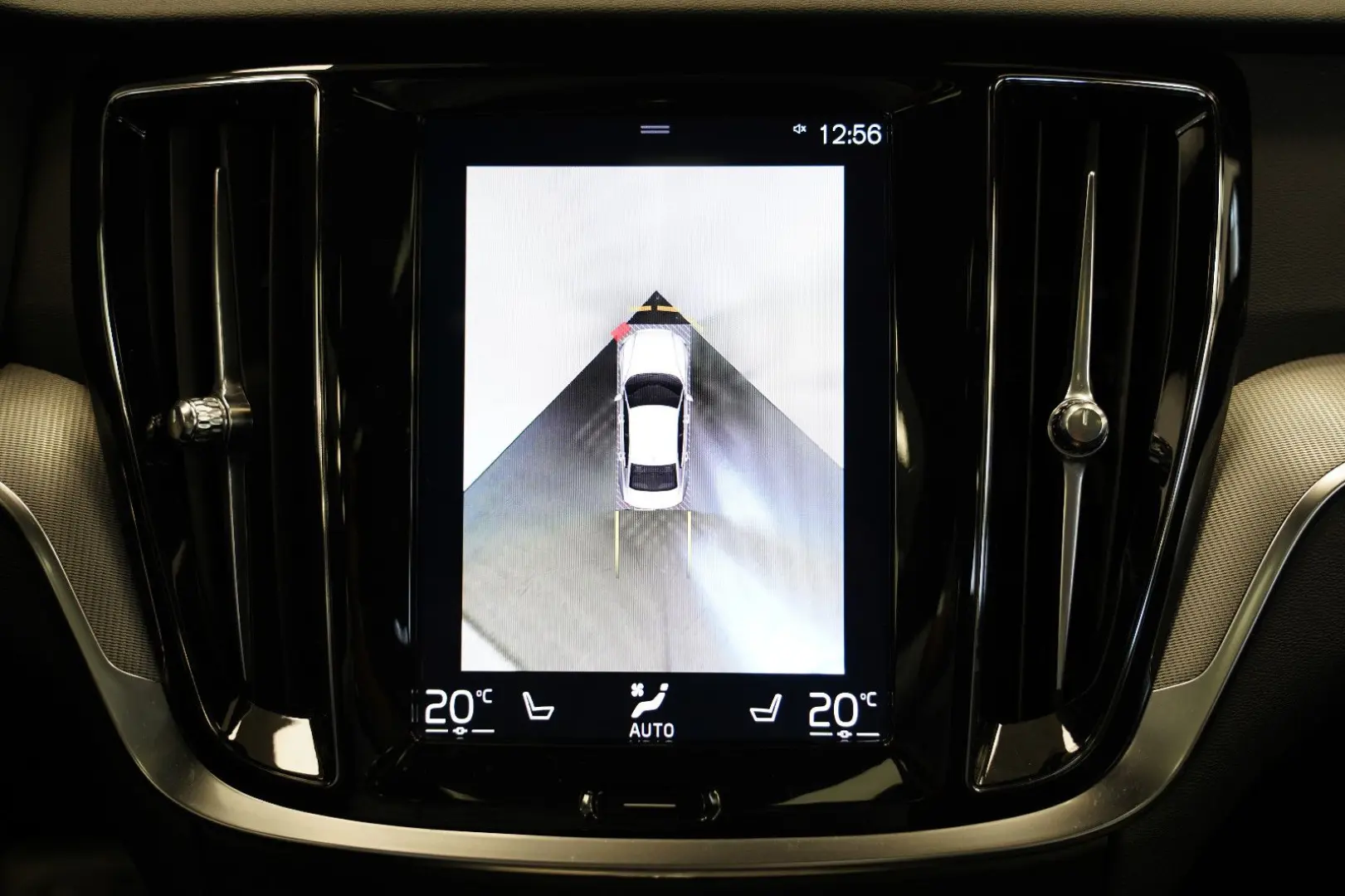 S60 Lim. T4 R-Design*HUD*PANO*StdHzg*360°K.*LED*