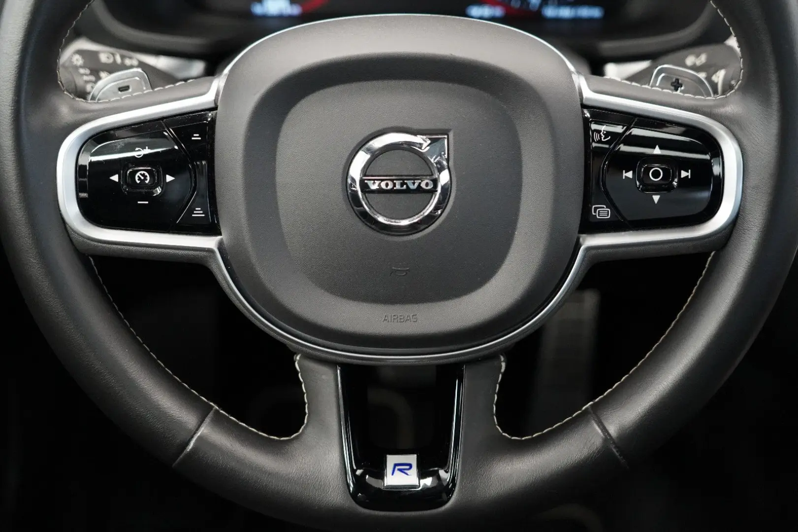 S60 Lim. T4 R-Design*HUD*PANO*StdHzg*360°K.*LED*