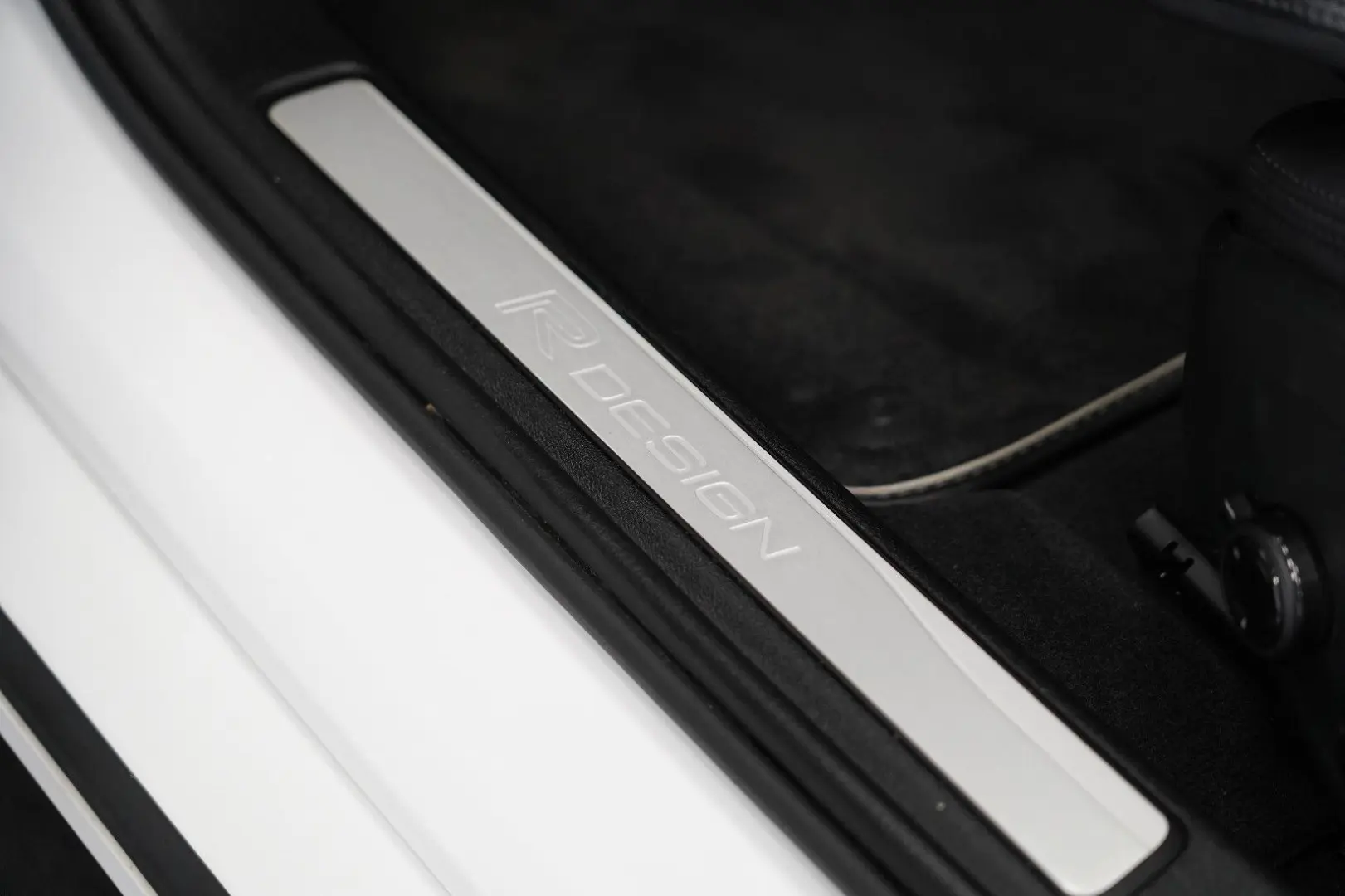 S60 Lim. T4 R-Design*HUD*PANO*StdHzg*360°K.*LED*