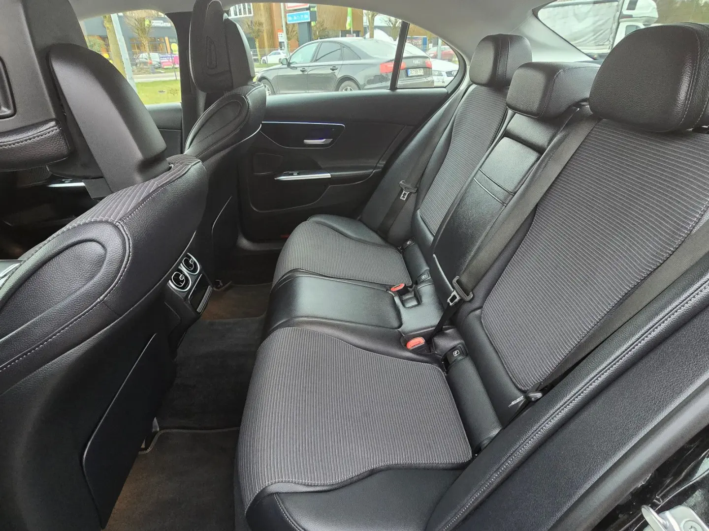 C 220 MHEV Hybrid Avantgarde Navi R.Kamera AHK