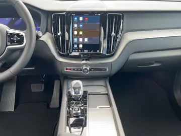 XC60 Plus T6 Plug-In Hybrid Klima