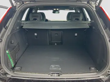 XC60 Plus T6 Plug-In Hybrid Klima