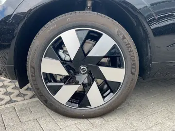 XC60 Plus T6 Plug-In Hybrid Klima