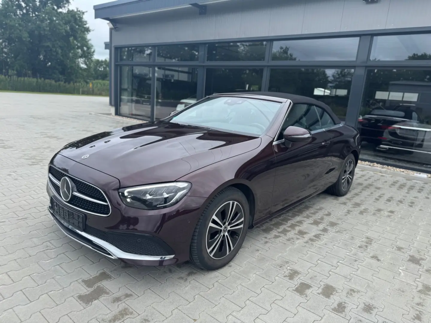 E 200 4M Cabrio -ACC-DAB-Ambiente-Airscarf-Kam
