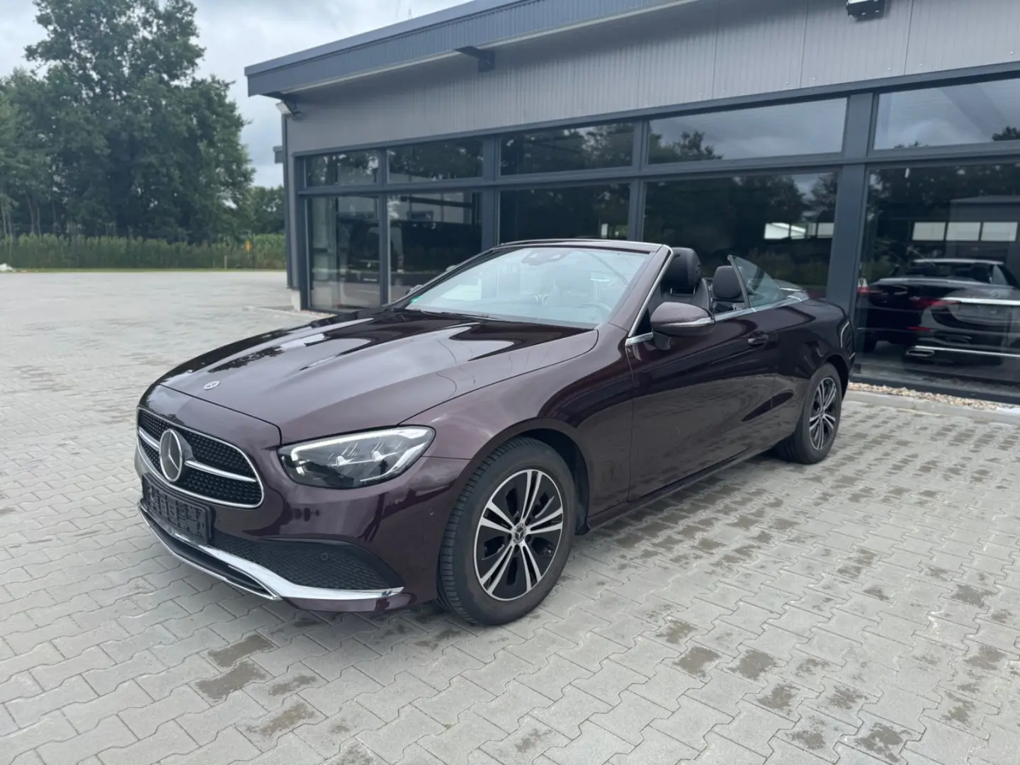E 200 4M Cabrio -ACC-DAB-Ambiente-Airscarf-Kam