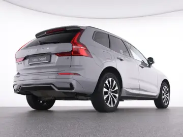 XC60 B5 AWD Plus Dark WINTERPAK AHK PANO MEMORY