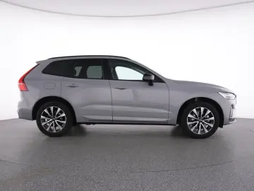 XC60 B5 AWD Plus Dark WINTERPAK AHK PANO MEMORY