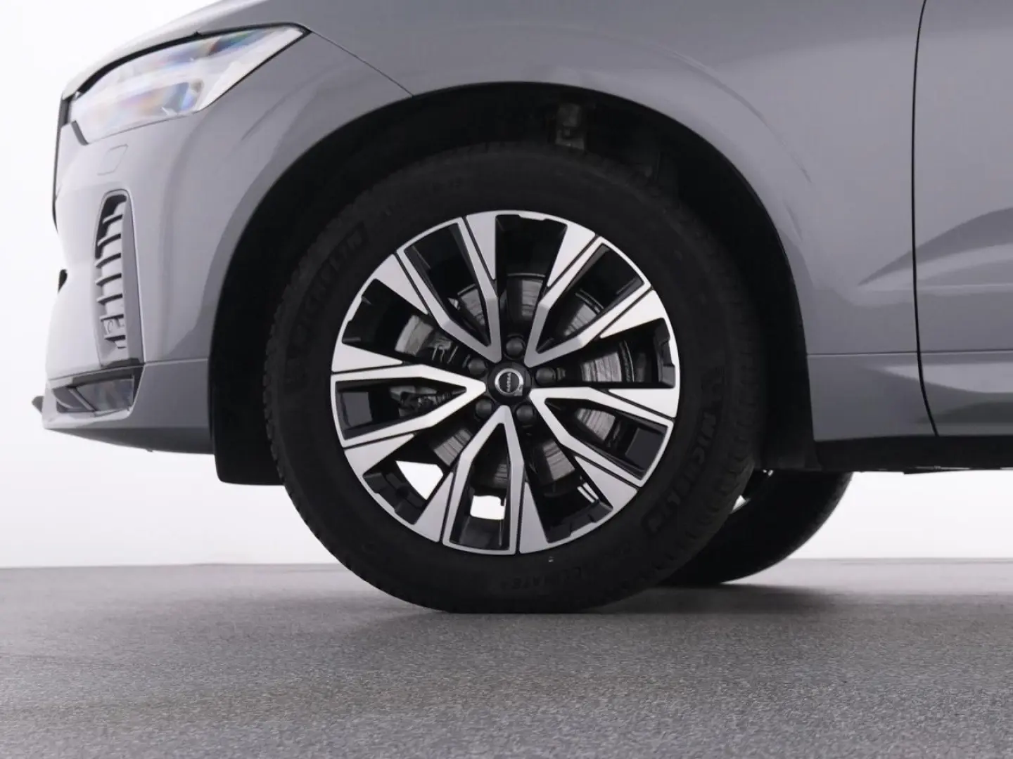 XC60 B5 AWD Plus Dark WINTERPAK AHK PANO MEMORY