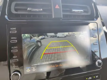 Prius Plug-in Hybrid Comfort