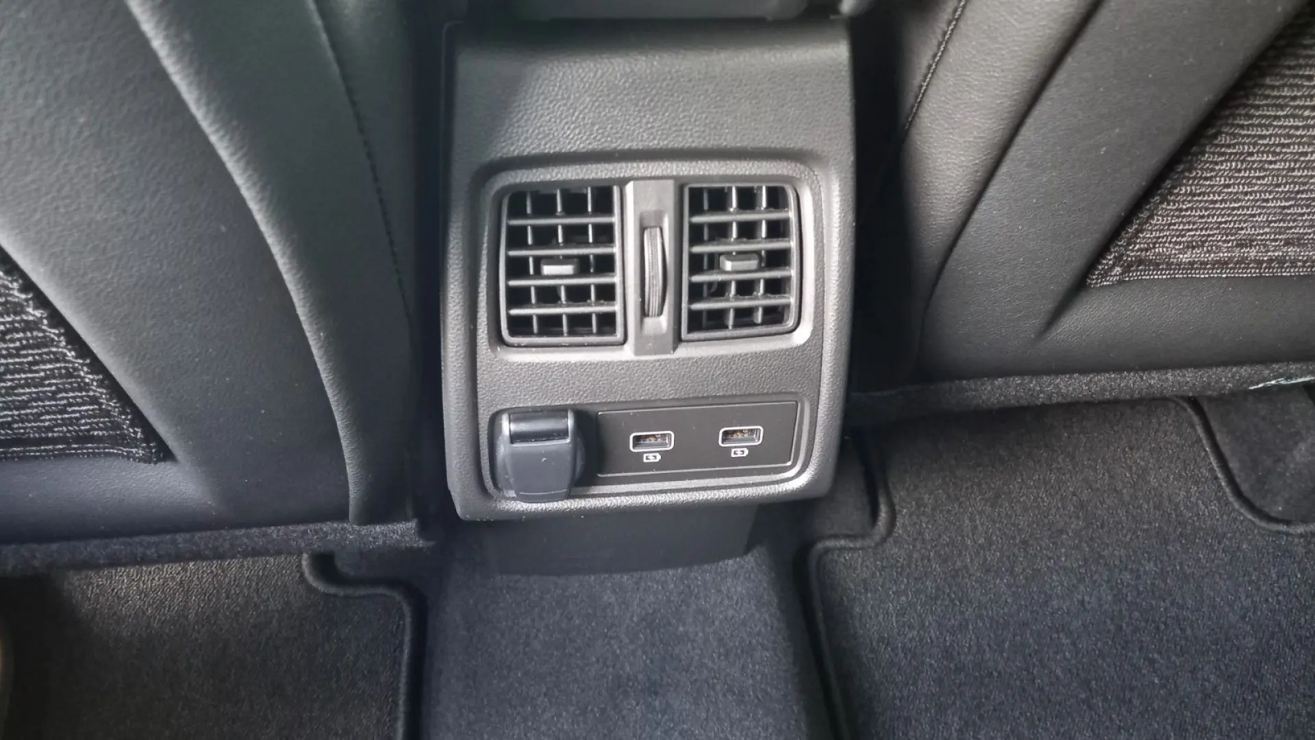 ASX Select Plug-in-Hybrid