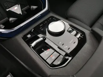 X3 20 xDrive M SPORT AHK ICONIC STANDHZ KAMERA