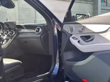 GLC 300 de AMG LINE DESIGNO 4Matic PANO BURMESTE