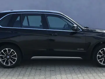 BMW X5 xDrive25d AT