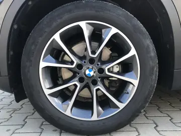 BMW X5 xDrive25d AT