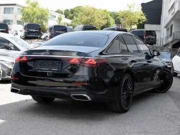 E 200 AMG-Sport/Pano/Burm/Sitzklima/Night/20'
