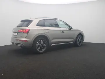 Q5 40 TDI quattro . Matrix Navi ACC HuD Pano