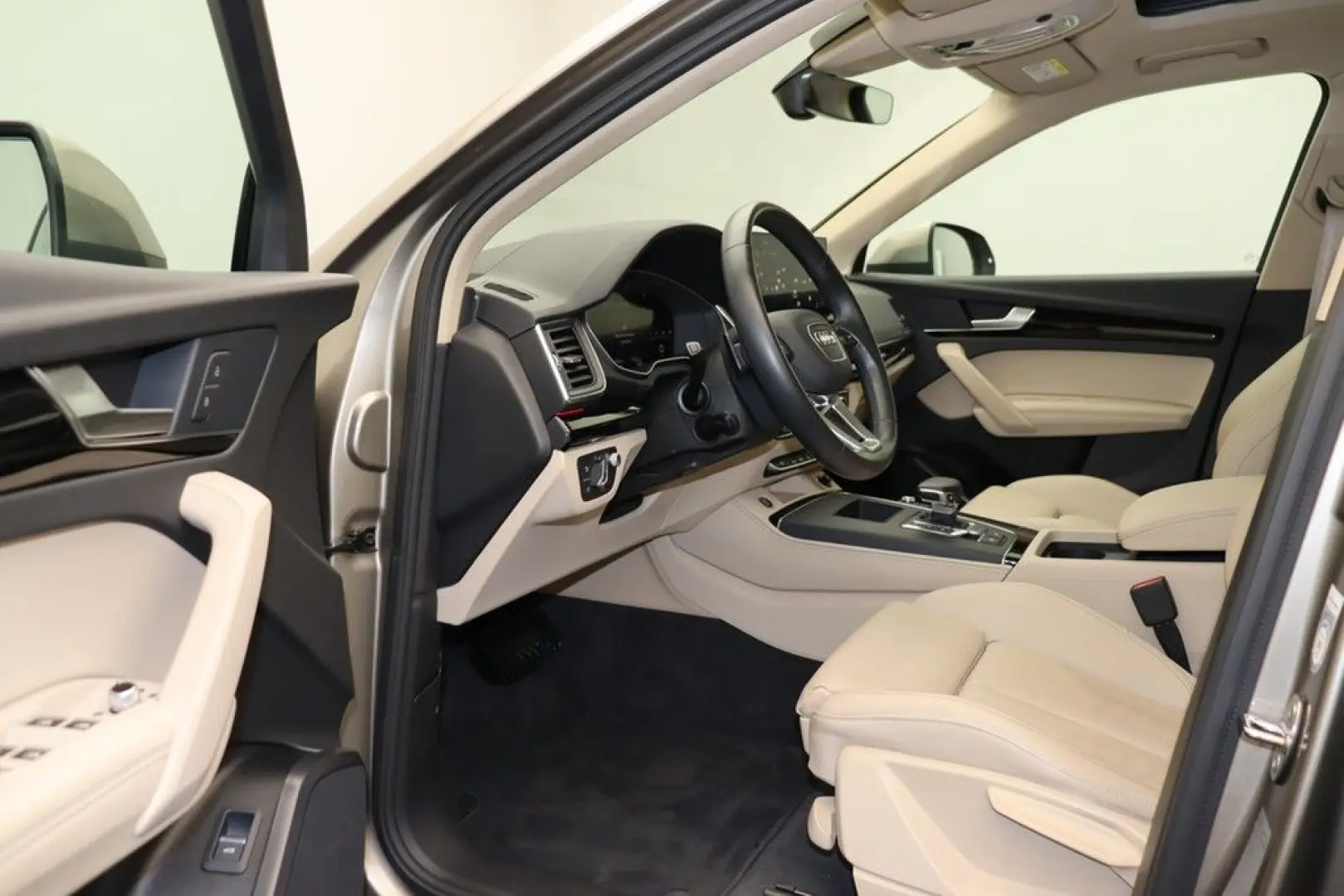 Q5 40 TDI quattro . Matrix Navi ACC HuD Pano