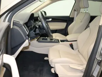 Q5 40 TDI quattro . Matrix Navi ACC HuD Pano