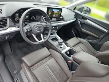 Q5 Sportback 45 TFSI qu edit.1 S-tr. Matrix ACC