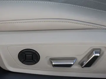 A6 Avant 45 TDI Q SPORT LM19 KAMERA NAVI+ BuO ST