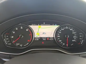 A5 40 TFSI qua S-line B&O  R-KAM LEDER MATRIX NA