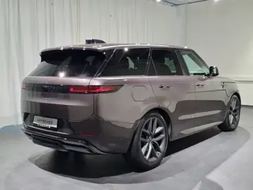 Range Rover Sport D300 Dynamic SE