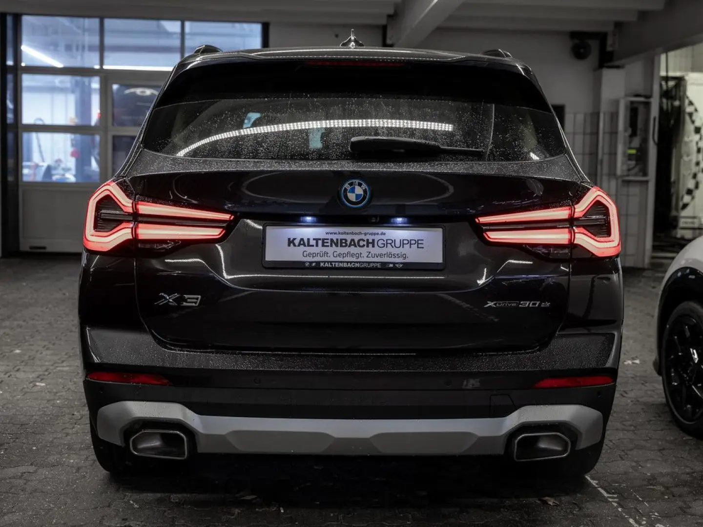 X3 xDrive 30e FACEL. PANO HUD 360  LED W-LAN SHZ