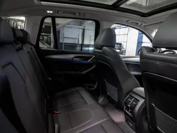 X3 xDrive 30e FACEL. PANO HUD 360  LED W-LAN SHZ